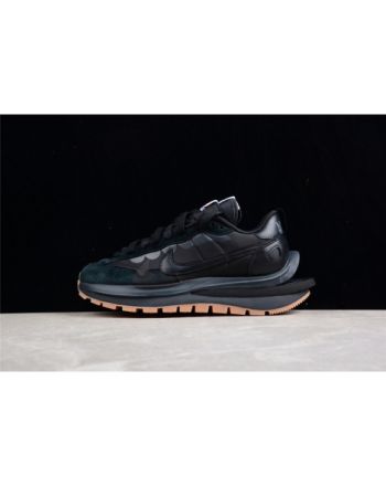 NIKE VAPORWAFFLE SACAI BLACK GUM DD1875-001