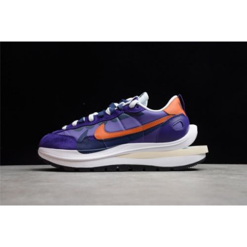 NIKE VAPORWAFFLE SACAI DARK IRIS DD1875-500